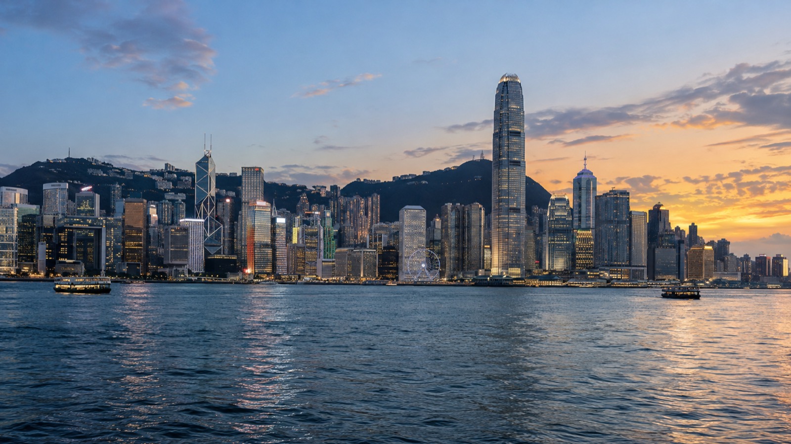 香港维多利亚港天际线城市景观示意